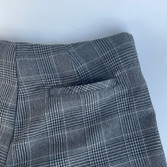 90s/Y2K Checkered Shorts - Picture 5 of 7